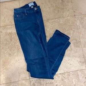Skinny jeans, jegging material (super soft)